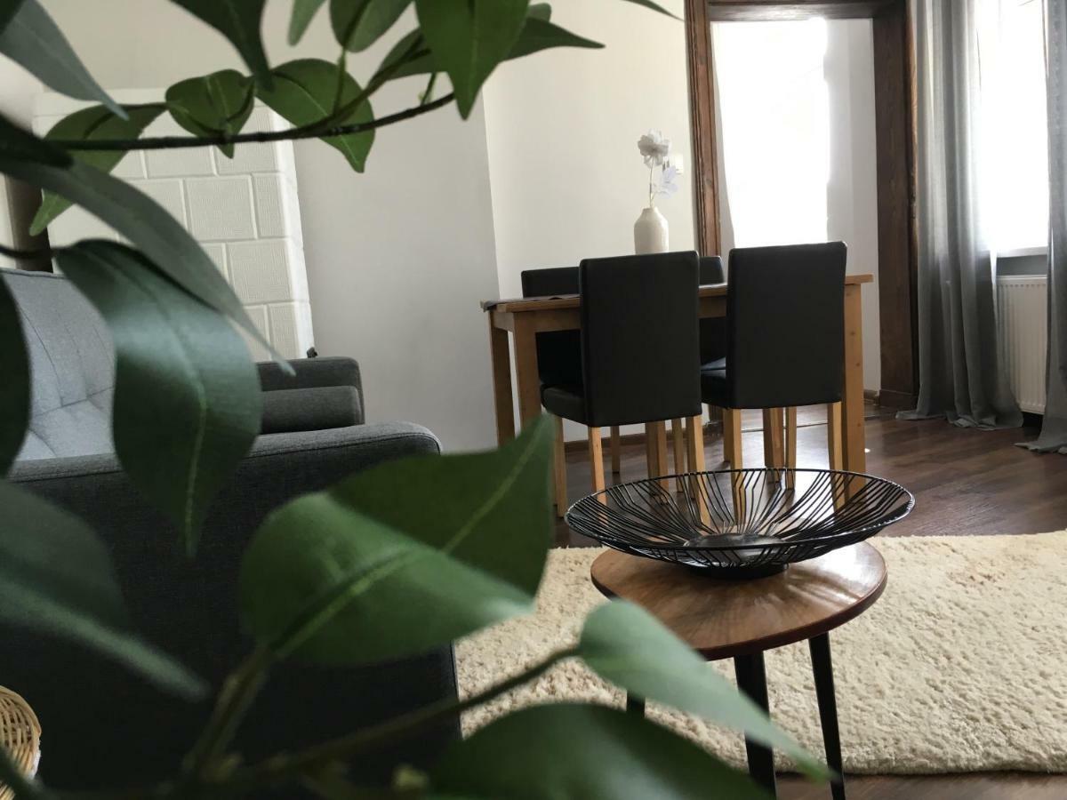Marzec Apartamenty Γκνιέζνο Εξωτερικό φωτογραφία